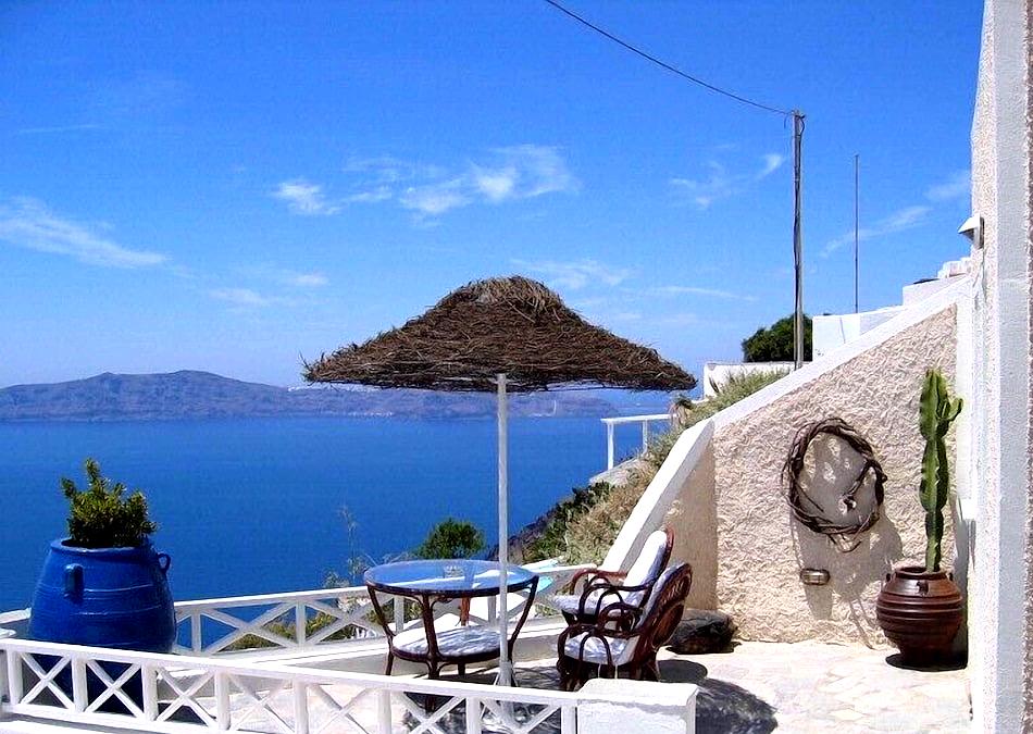 Nomikos Villas